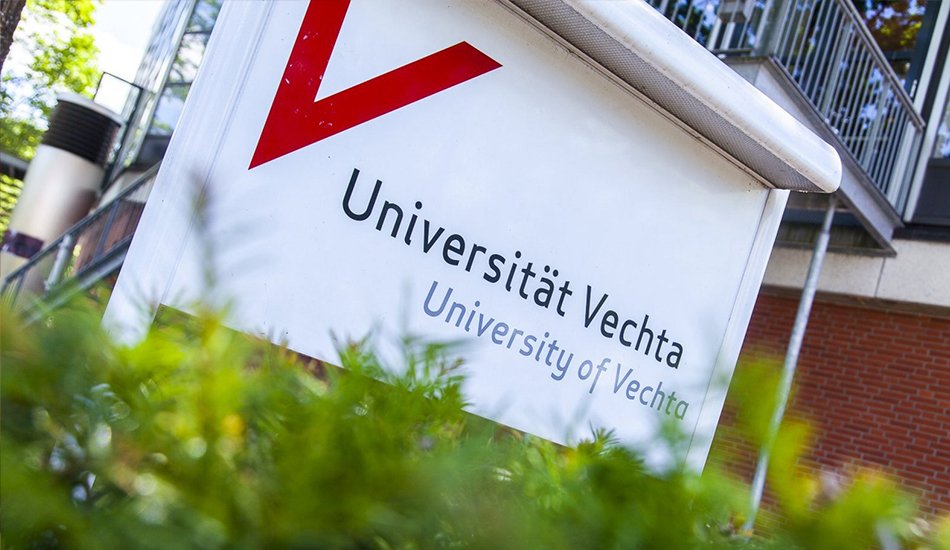 Straßenschild Universität Vechta.