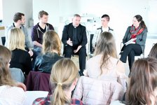Besuch von Weihbischof Theising