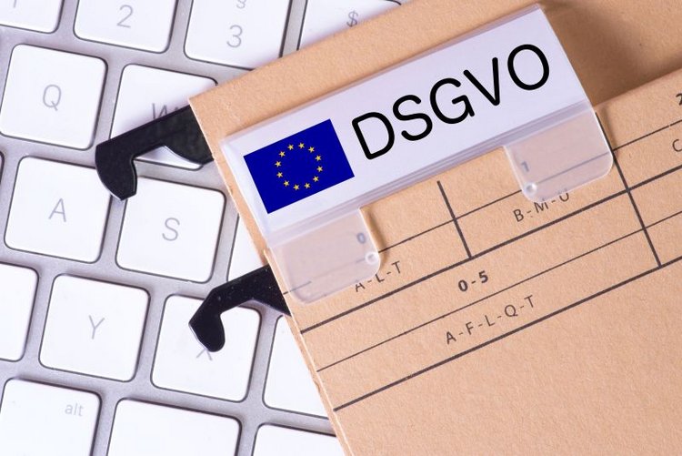 DSGVO Schriftzug Mappe mit Schriftzug DSGVO