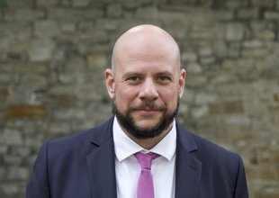 Foto Prof. Dr. Aaron Langenfeld