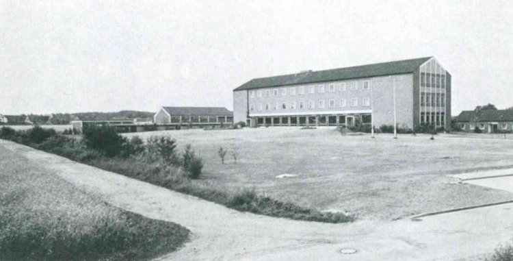Neubau des Campus an der Driverstraße im Jahr 1961 (Foto: Hanschmidt/Kuropka, 1980)