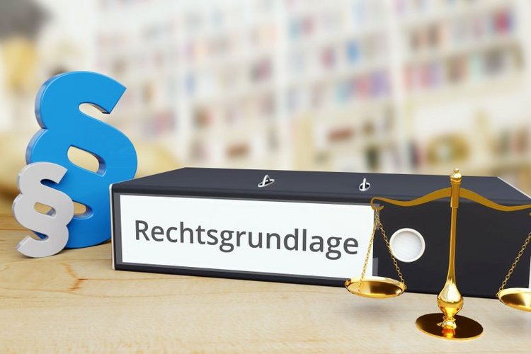 Ordner mit Rückenschild Grundlagen