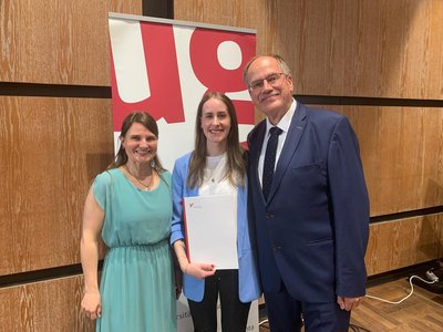 Preisverleihung Masterarbeit: Dr. in Monika Reimer, Dorothee Beifus, Prof. Dr. Steffen Wittkowske