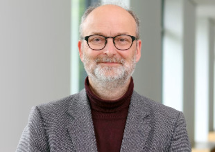 Foto Prof. Dr. Michael Ewig