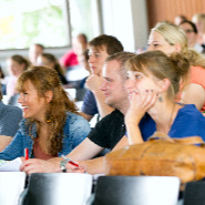 Offene Hochschule (Uni Vechta) Studierende im Hörsaal
