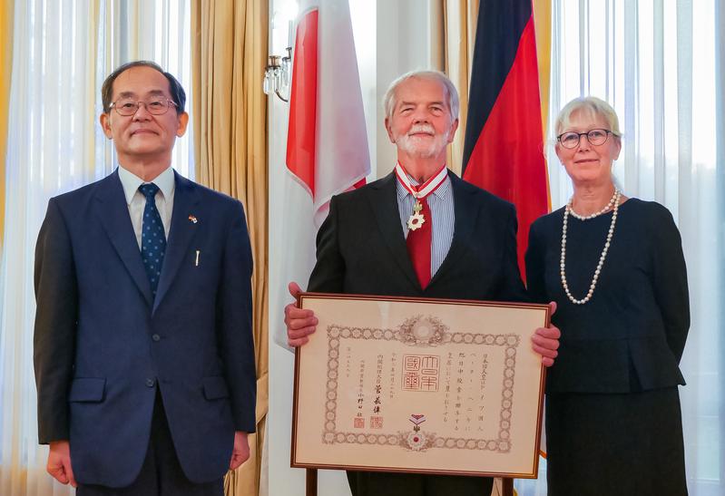 Peter Hennicke erhält Japans höchste Auszeichnung