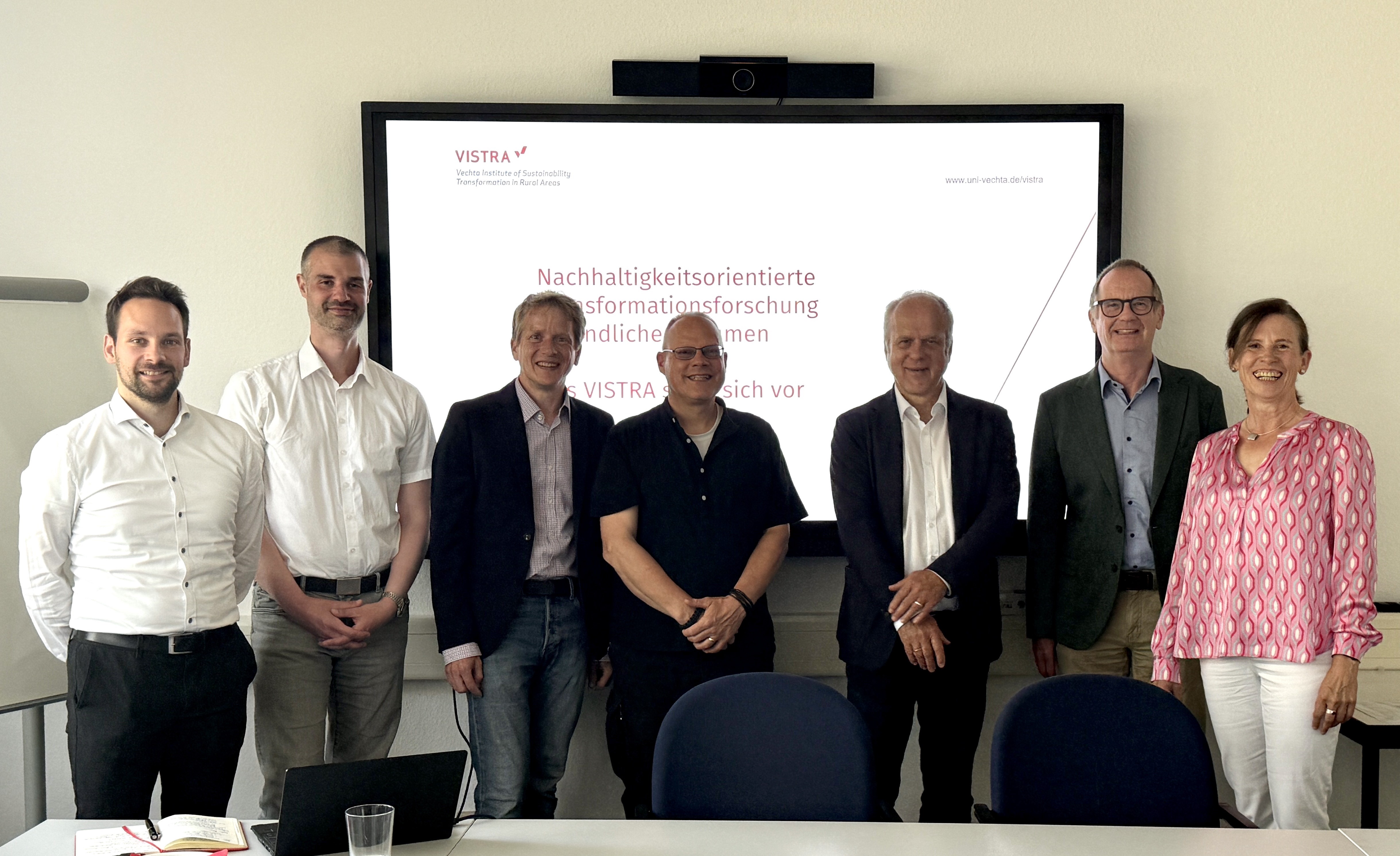Konstruktives Kennenlerngespräch beim Besuch des Interimspräsidenten im VISTRA