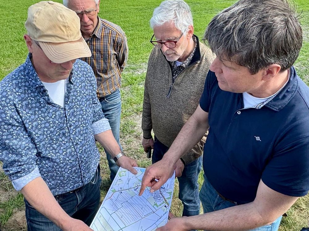 Wassermanagement auf landwirtschaftlichen Flächen | Delegation aus dem Oldenburger Münsterland besucht Vorzeigebetriebe in den Niederlanden